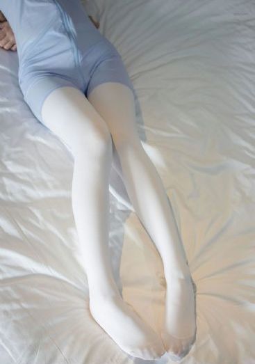 胸前的小兔子都肿了_日语中字HD在线观看