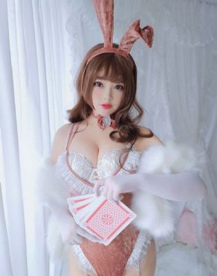 婷婷久久国产五月天_电影全集字幕高清版在线观看