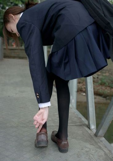 浪货趴办公桌秘书的成长之路_免费国语版高清迅雷在线观看