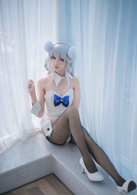 几个轻熟女携带年轻美眉群P大战_迅雷下载动漫免费观看