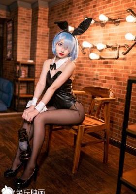 日日摸处处碰夜夜爽_HD1080P在线观看完整视频大全