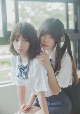 日日狠狠久久偷偷色综合69蜜桃_1080P免费观看完整版下载