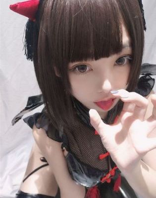 国产精品美女被遭强扒开_全集无删减成人在线观看免费