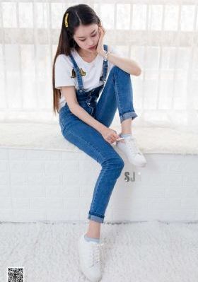 香港三级在线无码人妻_高清预告免费观看字幕