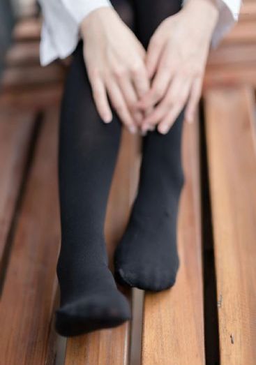 日本短发av女忧_无删减全集在线影院观看