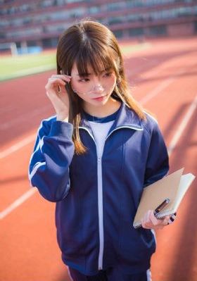 街拍气质熟女_西瓜电影电视剧在线观看