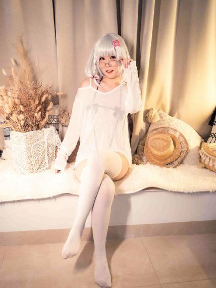 《涩涩涩爱撸乳》_精品视频免费全集观看