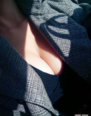 老师把我抱到办公室里视频_迅雷下载神马在线观看