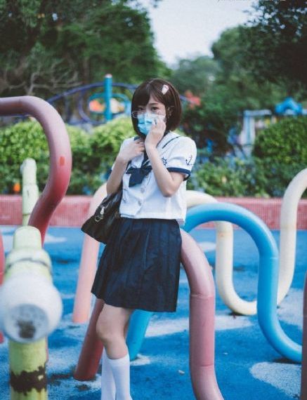 幫客人洗頭時偷偷做了特殊服務_BD韩语高清成事在人免费观看