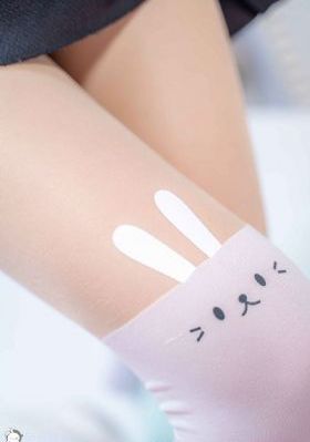 人妻厨房出轨上司HD院线波_迅雷视频在线完整观看