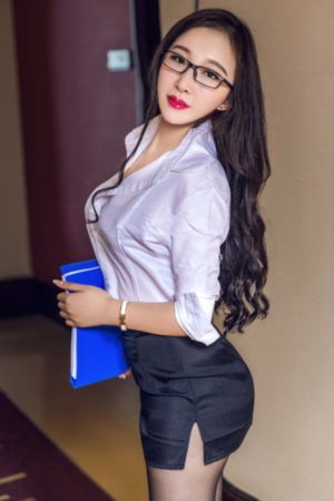 前后夹击征服骚女完美爆_清晰免费免费观看视频中文