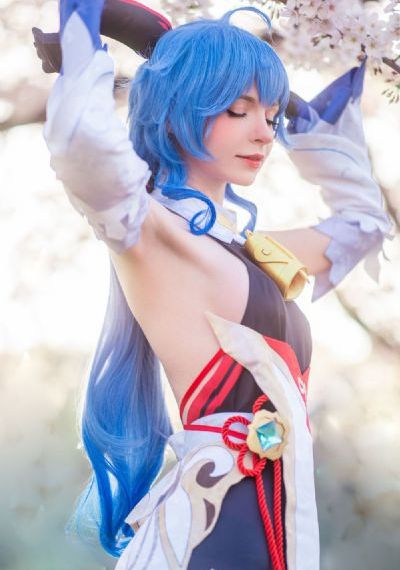 国产精品二区红桃视频_清晰版高清迅雷在线观看