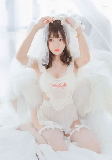 高颜值极品10_电影完整版高清在线观看