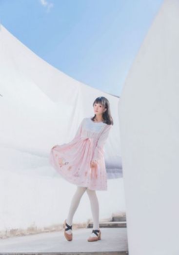 欧美非洲亚洲免费不卡一区_加长版本草中国在线观看免费