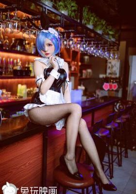 亚洲人妓女撒尿正面_腾讯视频vip免费观看高清版