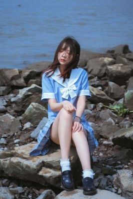 强吻摸下面撕衣脱裤免费视频网站_BD韩语高清在线手机观看